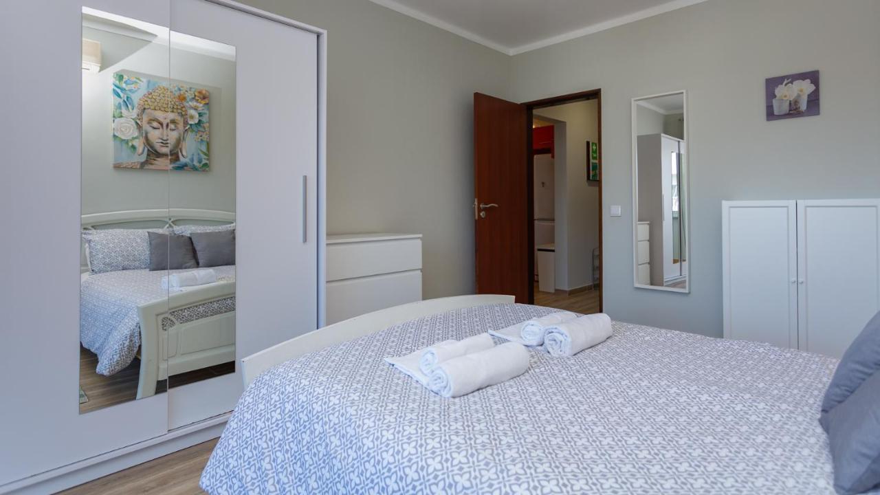 Comfort 1Bdr Apartment W/Pool By Lovelystay Portimão Exteriör bild